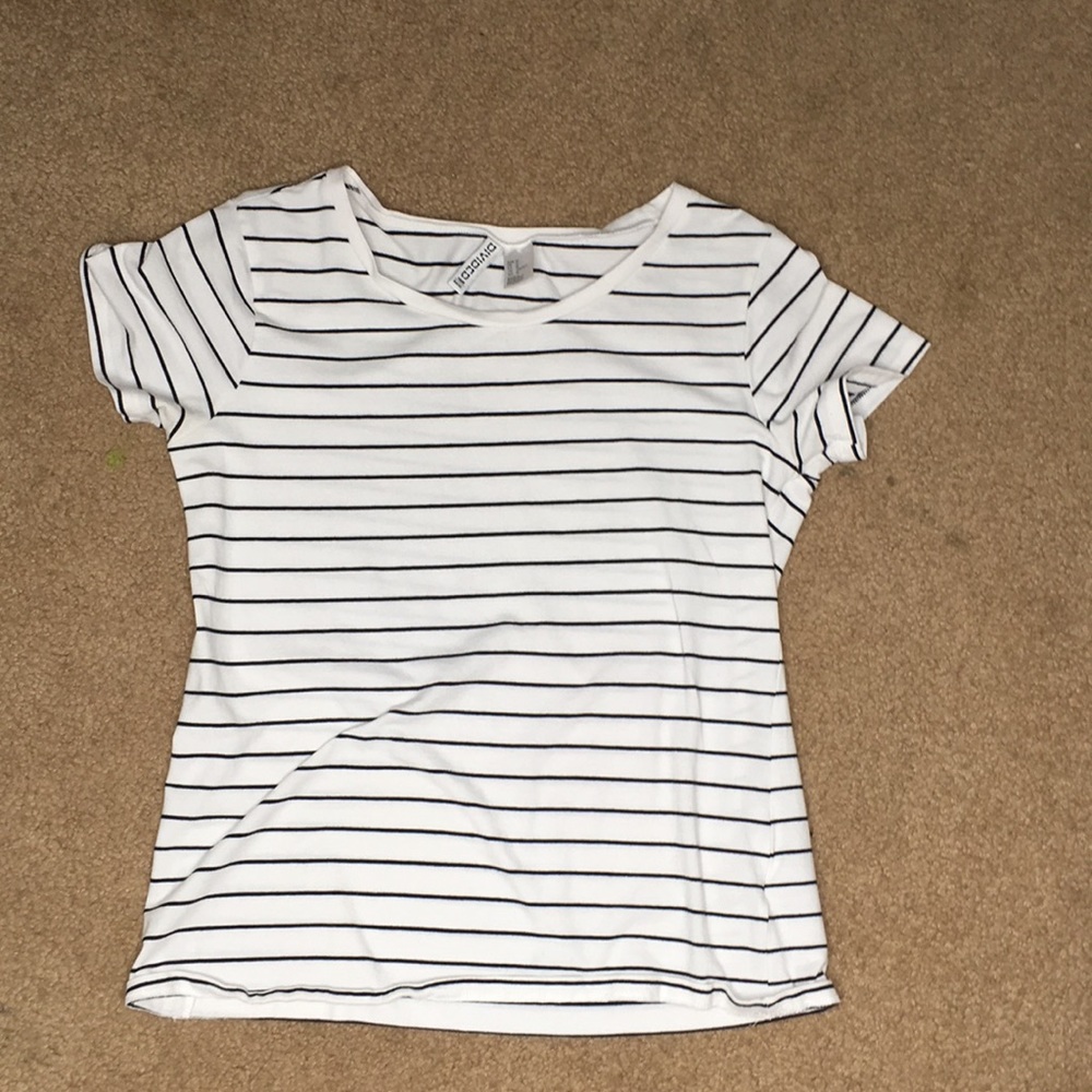 Black and white striped women’s tee shirt